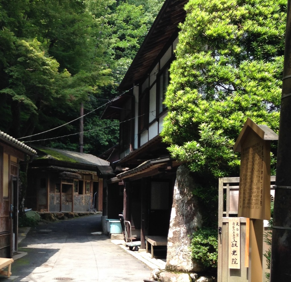 在宅で生活出来るおすすめ仕事一覧 安全安定な内職はどんなものがある 綴りみち 家に引きこもって好きなことを仕事にしたいあなたへ 在宅で生活出来るおすすめ仕事一覧 安全安定な内職はどんなものがある 綴りみち 家に引きこもって好きなことを仕事にしたいあなたへ